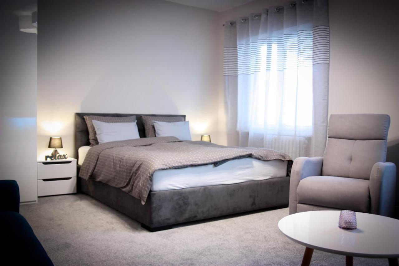 Apartament Blue Crystal Subotica Zewnętrze zdjęcie