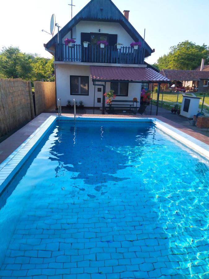 Apartament Blue Crystal Subotica Zewnętrze zdjęcie